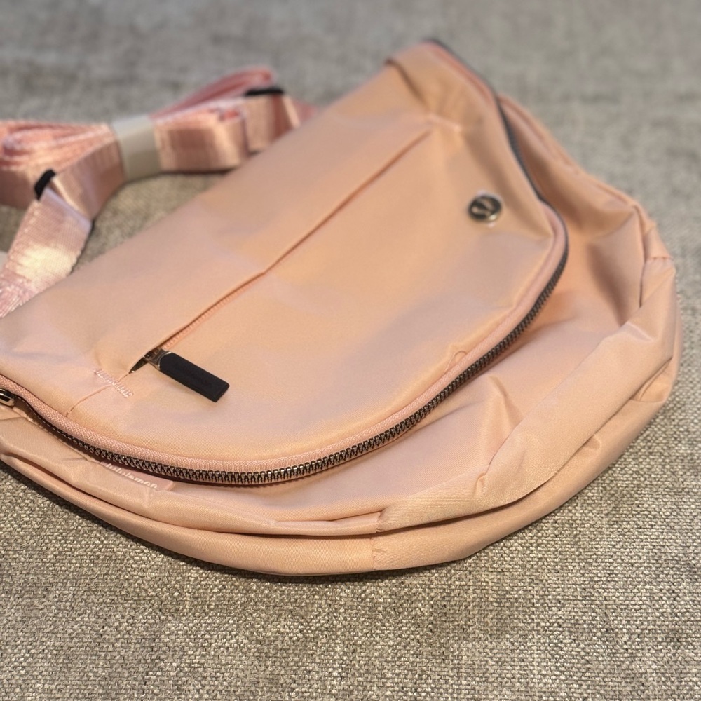 Stylish Pink Waman crossbody Bag